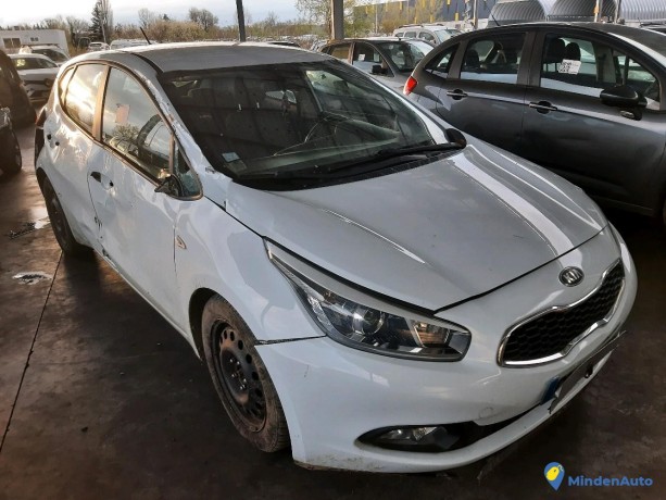 kia-cee-d-ii-16-crdi-110ch-ref-319093-big-2