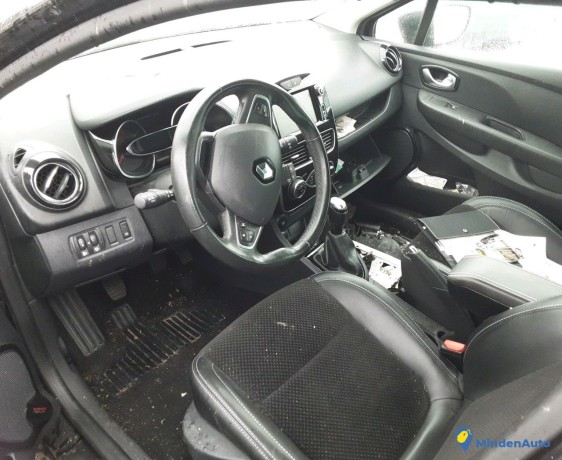 renault-clio-ff-592-mg-big-4