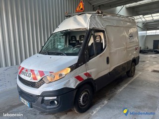 Iveco Daily 35S13 L2H3 du 12/2016 avec 131 953 kms