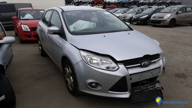 ford-focus-iii-cc-620-nz-big-2