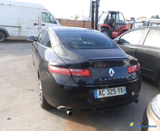 renault-laguna-ac-325-yx-big-1