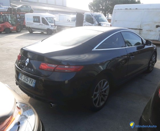 renault-laguna-ac-325-yx-big-3