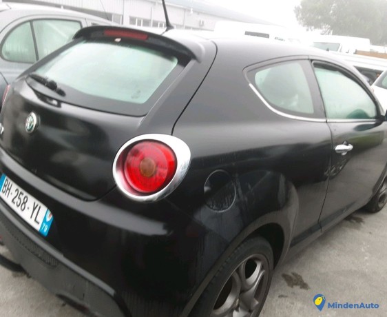 alfa-romeo-mito-bh-258-yl-big-3