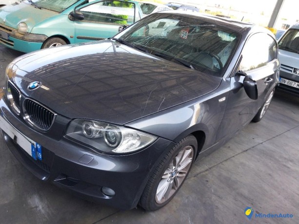 bmw-serie-1-e81-130i-sport-desig-essence-big-0