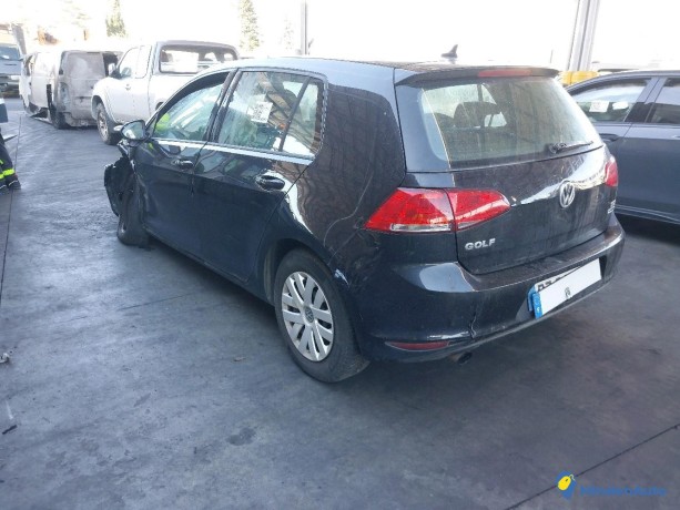 volkswagen-golf-vii-16-tdi-110-gazole-big-3