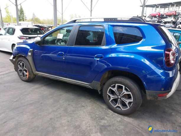 dacia-duster-15-dci-110-4wd-prestig-gazole-big-0