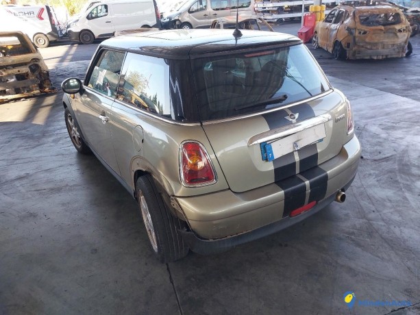 mini-r56-cooper-16-120-essence-big-1