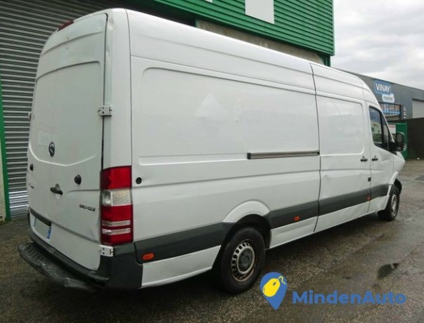 mercedes-benz-sprinter-310-cdi-big-0