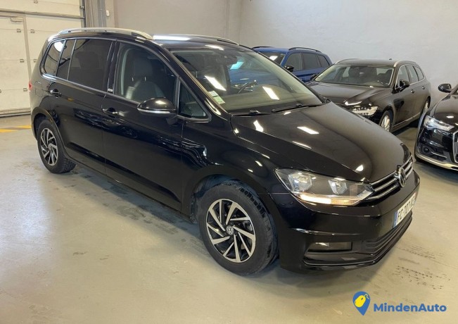 volkswagen-touran-16tdi-115cv-7places-de-2019-big-0