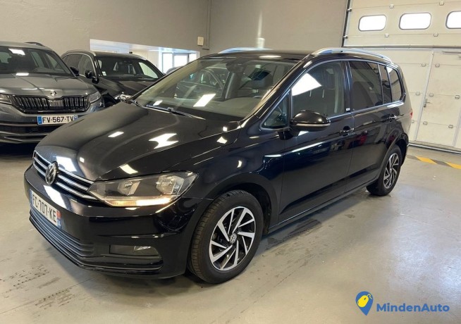 volkswagen-touran-16tdi-115cv-7places-de-2019-big-3