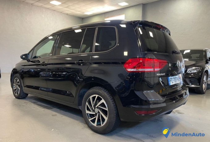 volkswagen-touran-16tdi-115cv-7places-de-2019-big-1