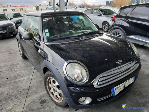 mini-r56-lci-one-16-98-ref-314421-big-1