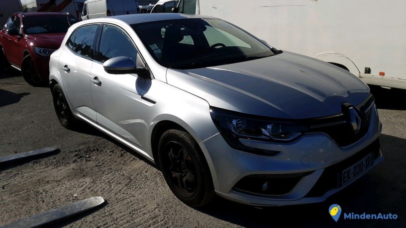 renault-megane-ek-030-xr-big-1