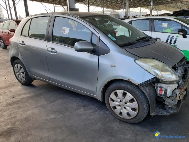 toyota-yaris-ii-14-d-4d-90-excelia-ref-317864-big-2