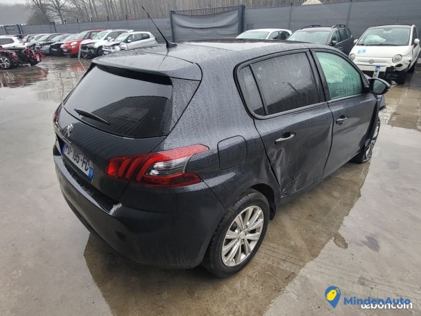 peugeot-308-style-12-puretech-110cv-accidentee-big-2