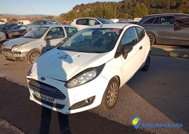 ford-fiesta-6-accidentee-big-0