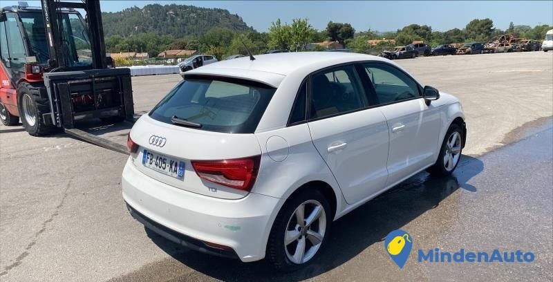 audi-a1-accidentee-big-0