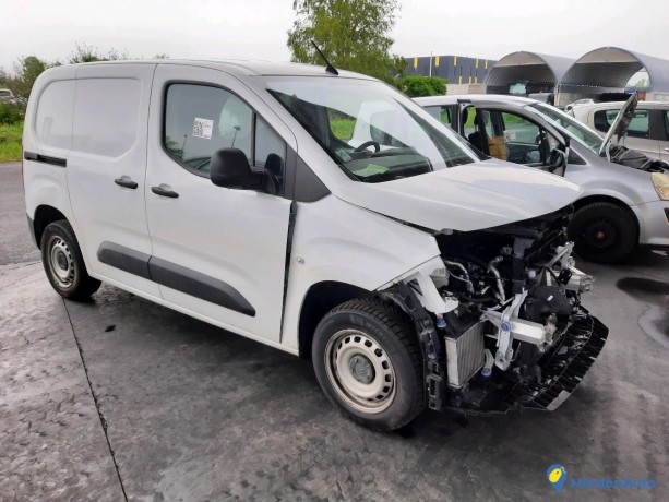 citroen-berlingo-iii-van-12-ptec-110ch-ref-320676-big-3