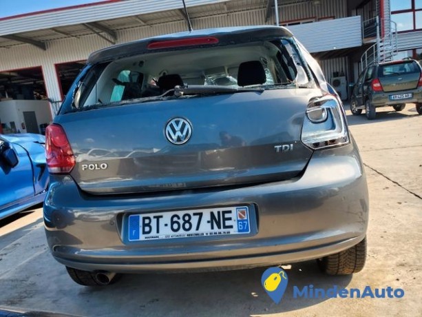 volkswagen-polo-v-16-tdi-90-comfortline-big-3