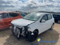 dacia-sandero-15-dci-95-fg006-small-1