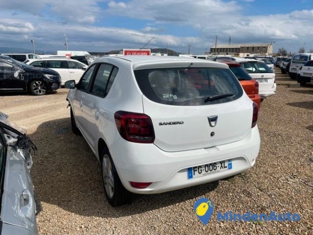 dacia-sandero-15-dci-95-fg006-big-3