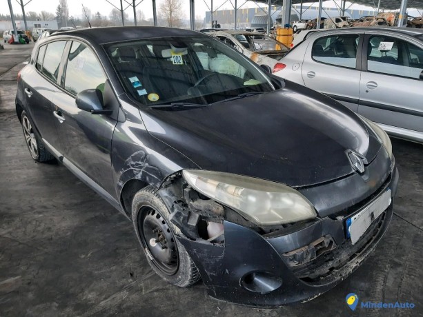 renault-megane-iii-15-dci-105-ref-318138-big-3