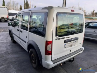 FORD TOURNEO CONNECT 1.8 TDCI 90 Réf : 315029