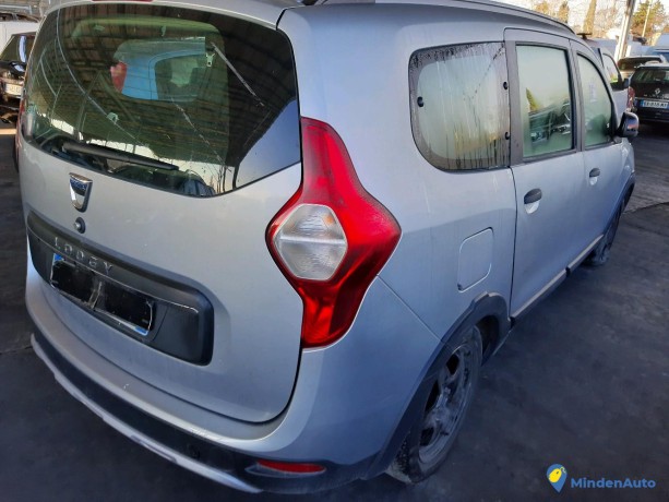 dacia-lodgy-15-bluedci-115-techroad-ref-313461-big-0