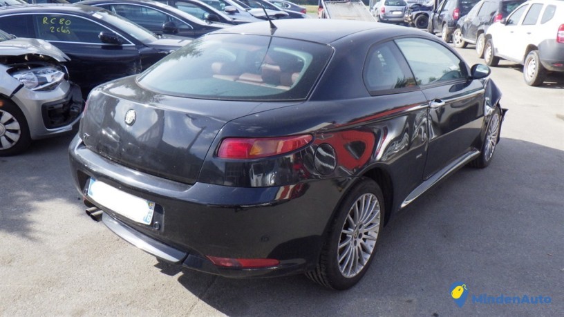 alfa-romeo-gt-19-jtdm-150-cv-selective-n12154-big-2