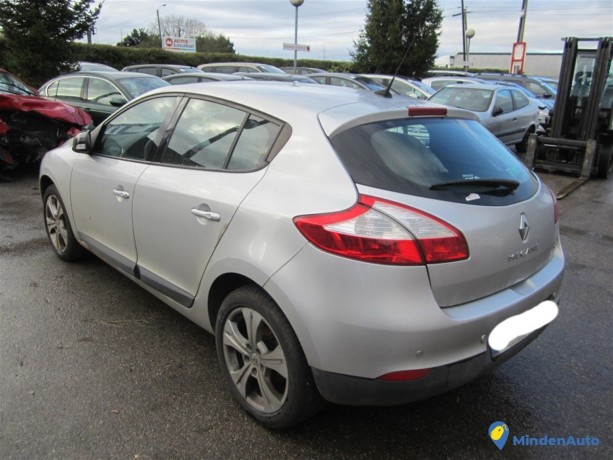 renault-megane-iii-phase-1-15-dci-110-cv-n11711-big-2