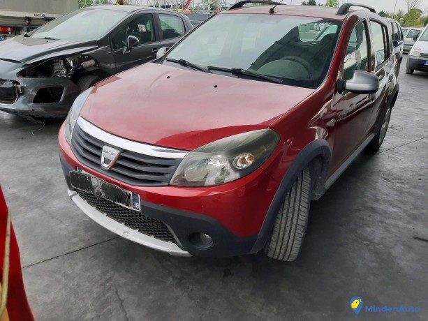 dacia-sandero-stepway-15-dci-70-ref-320079-big-0