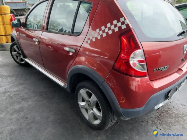 dacia-sandero-stepway-15-dci-70-ref-320079-big-2