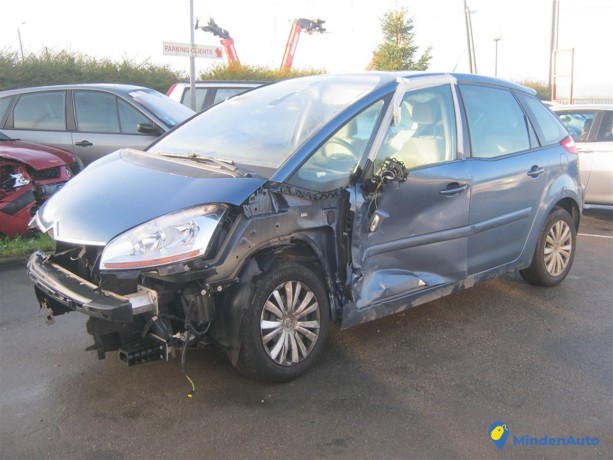 citroen-c4-picasso-pack-16-hdi-n6920-big-2