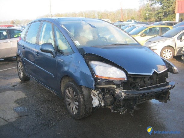 citroen-c4-picasso-pack-16-hdi-n6920-big-3