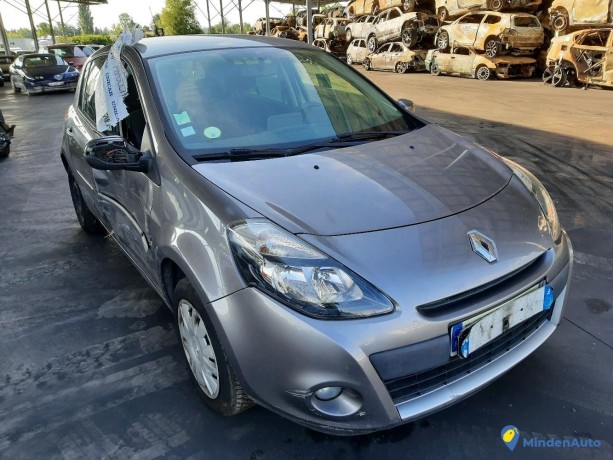 renault-clio-iii-15-dci-75-tomtom-edition-gps-ref-323823-big-2