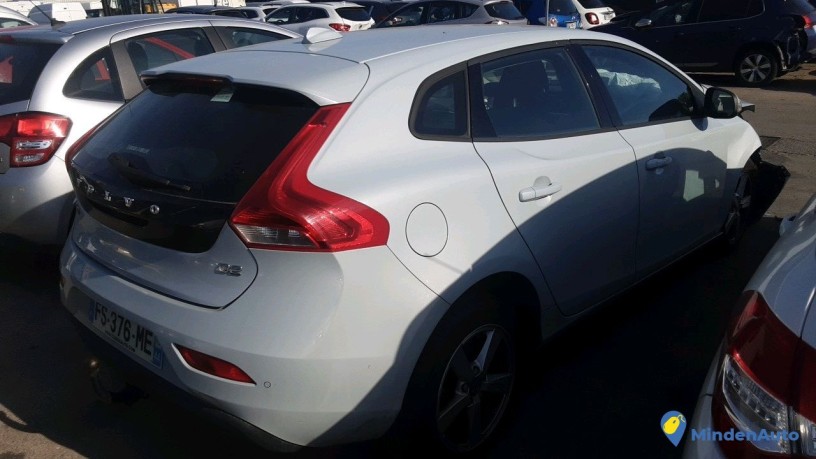 volvo-v40-fs-376-me-big-1