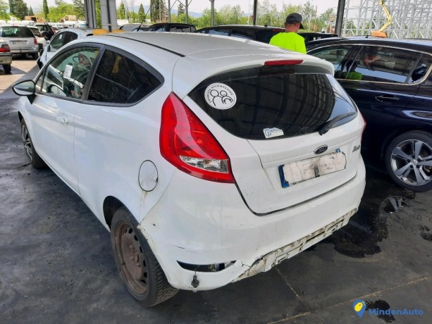 ford-fiesta-vi-14-tdci-70-ref-322025-big-2