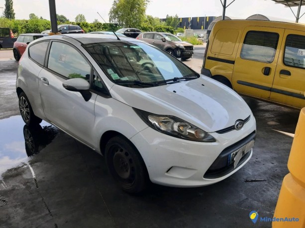 ford-fiesta-vi-14-tdci-70-ref-322025-big-1