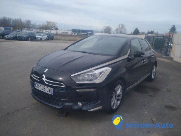 citroen-ds5-16l-hdi-115-big-0