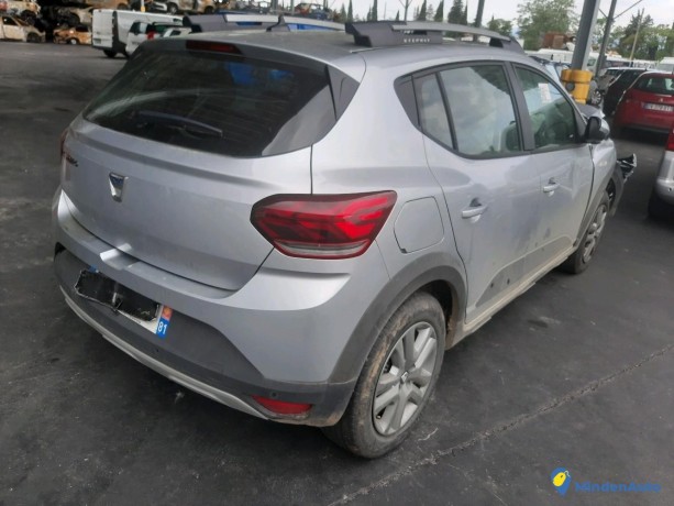 dacia-sandero-iii-stepway-10-tce-90-ref-321051-big-1