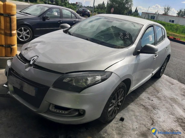 renault-megane-iii-15-dci-110-limited-ref-325150-big-2