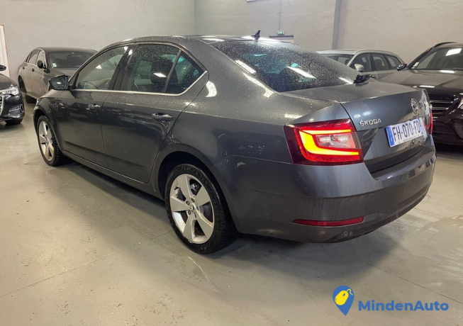 skoda-octavia-20-tdi-15o-dsg-2o19-big-1