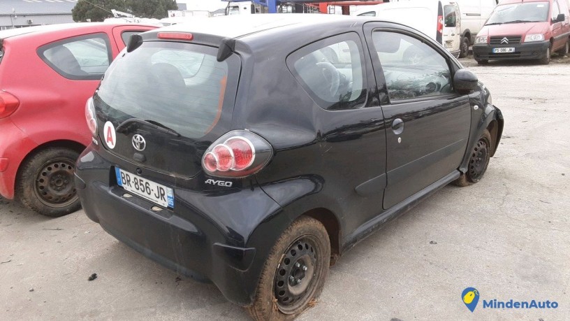 toyota-aygo-br-856-jr-big-1