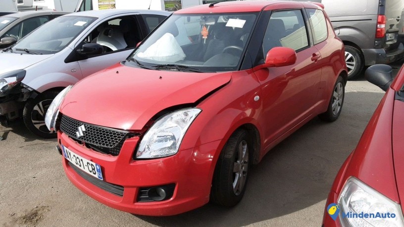 suzuki-swift-ay-331-cb-big-3