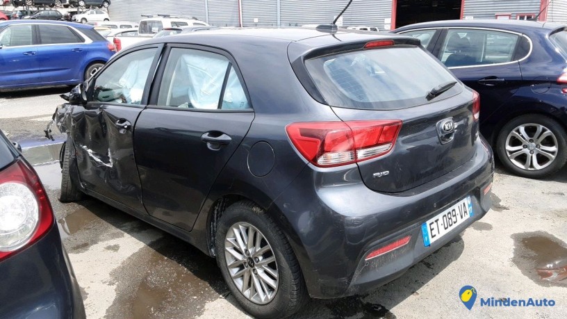 kia-rio-et-089-va-big-1