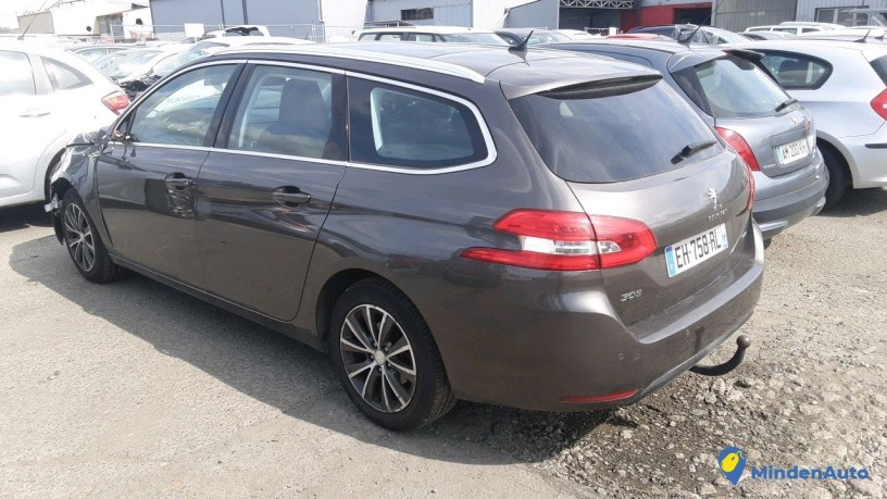 peugeot-308-eh-758-rl-big-2