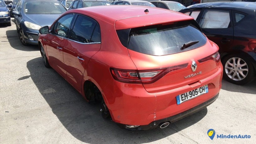 renault-megane-eh-905-ch-big-0