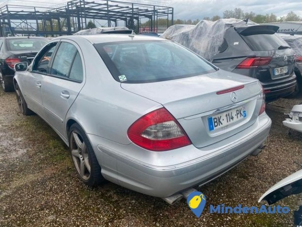 mercedes-benz-e-320-e-klasse-lim-e-320-cdi-big-3