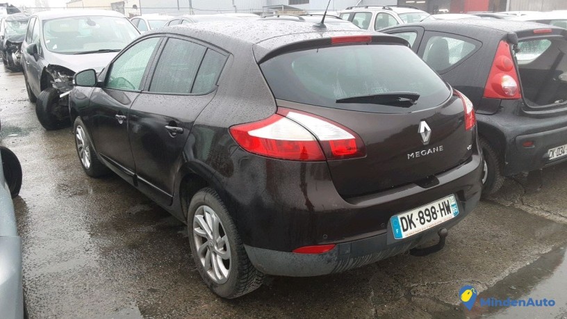 renault-megane-dk-898-hw-big-0