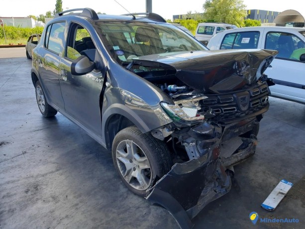 dacia-sandero-ii-09-tce-90-stepway-ref-327580-big-3